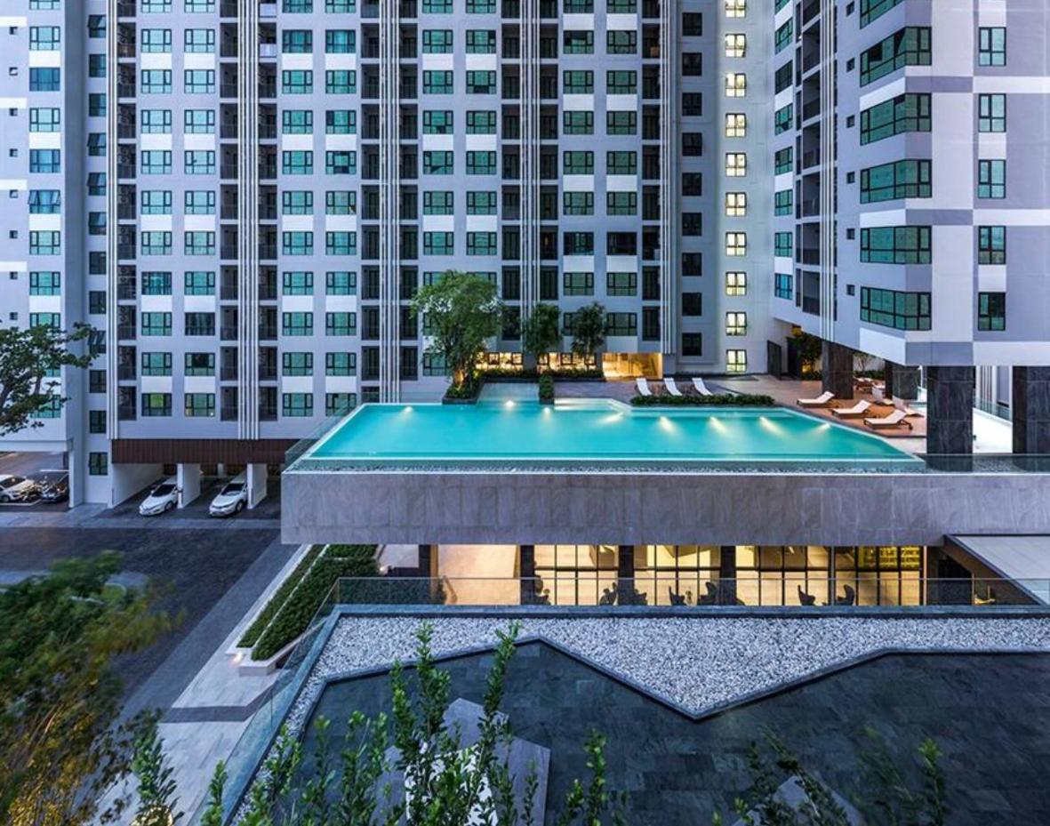 The Base Apartment Патая Екстериор снимка