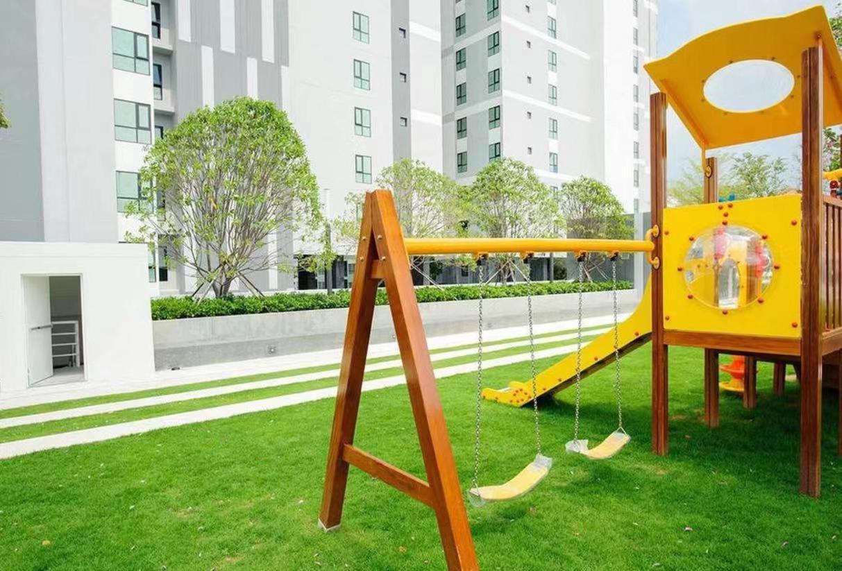 The Base Apartment Патая Екстериор снимка